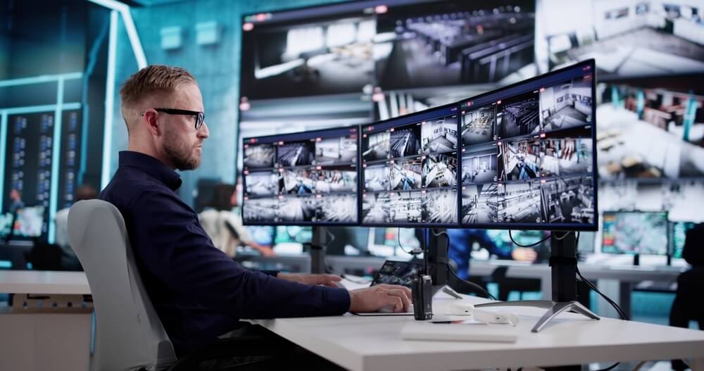 Technologia, która chroni i oszczędza. Jak systemy bezpieczeństwa wspierają Twoją efektywność energetyczną?